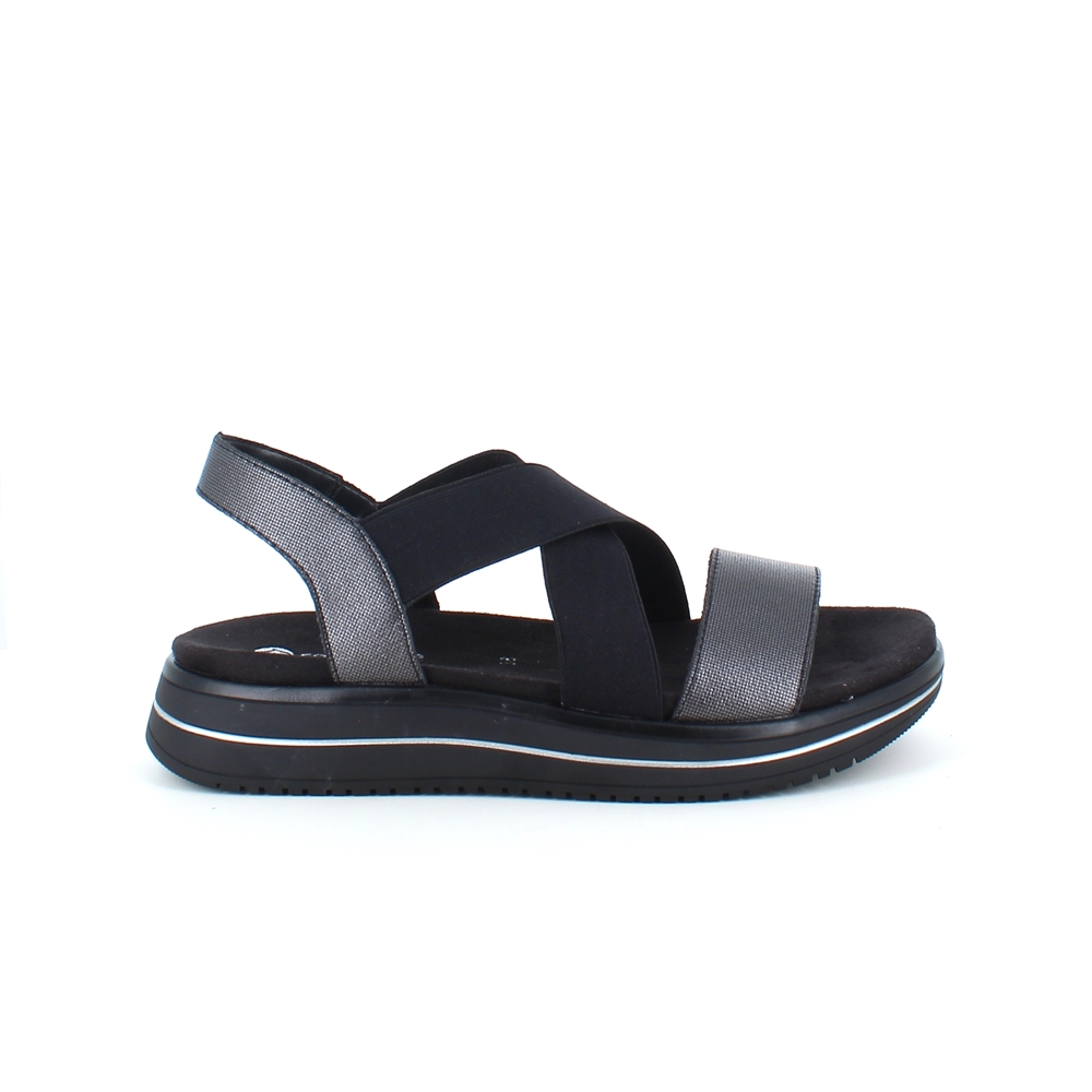 Svart sandal från Remonte med elastiska remmar och uttagbar sula.