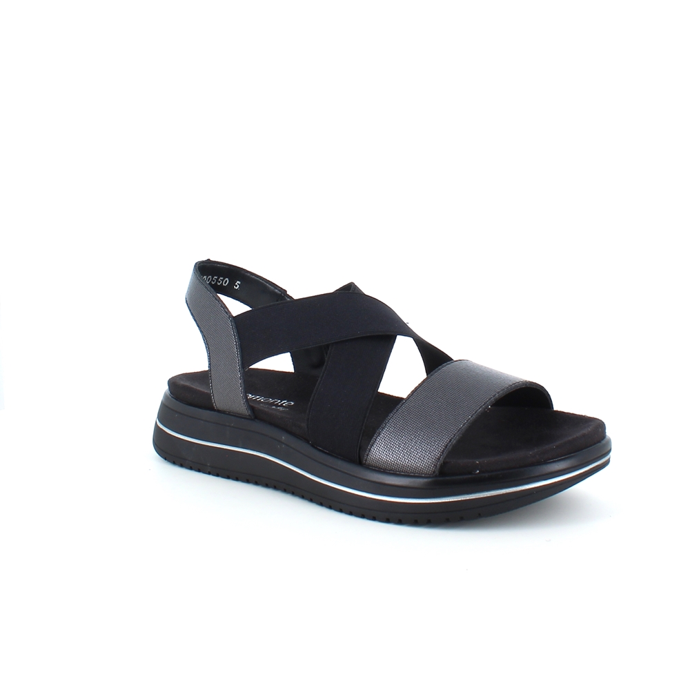 Svart sandal från Remonte med elastiska remmar och uttagbar sula.