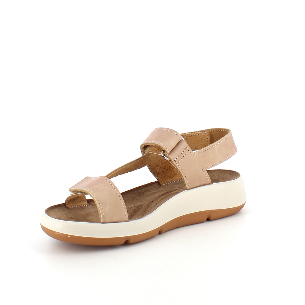 Beige skinnsandal med tre justerbara remmar och svangstöd