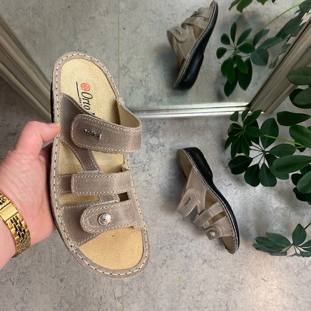 Bred skinn slip in till knölar
