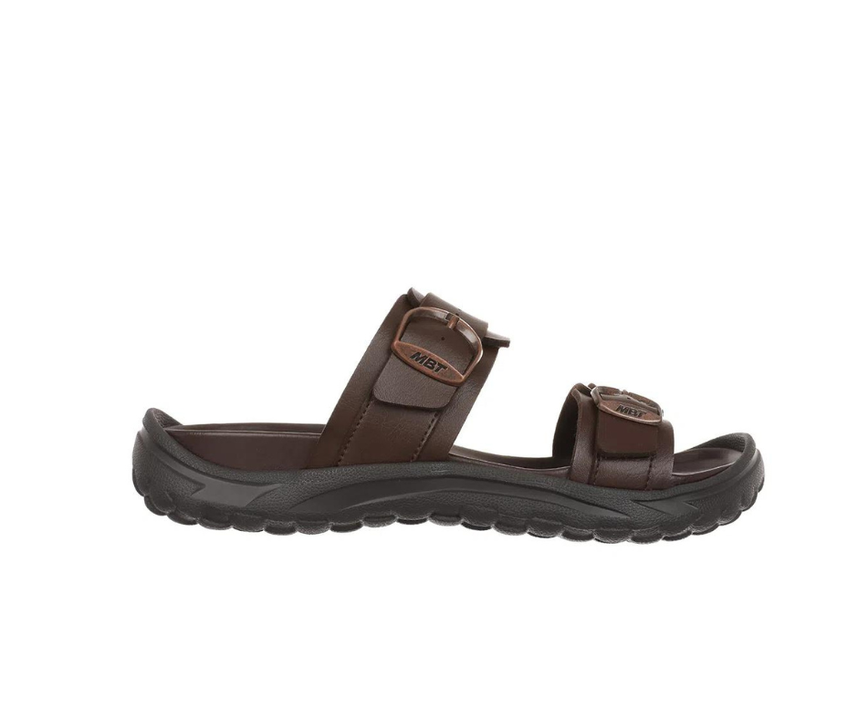 Brun dam sandal slip in från MBT med ergonomisk fotsäng