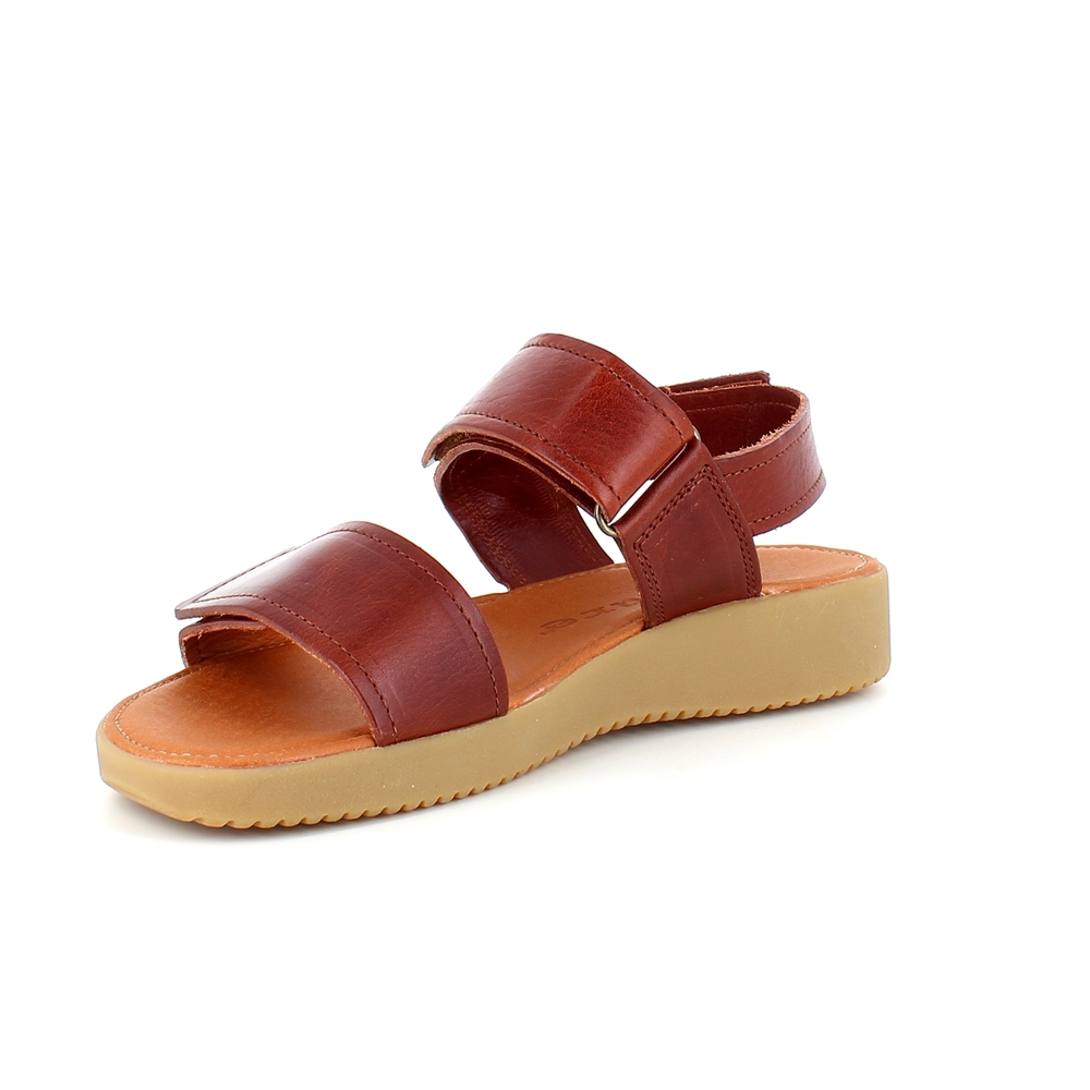 Brun lädersandal från Nature med tre justerbara remmar