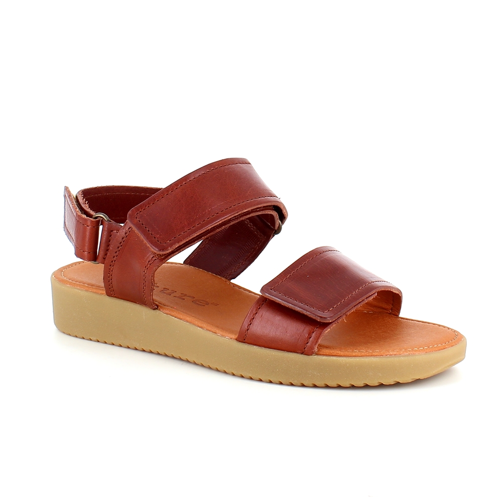 Brun lädersandal från Nature med tre justerbara remmar