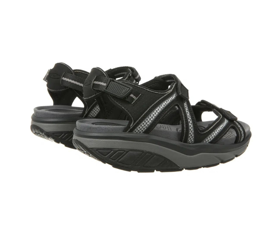 Lila 6 Black Charcoal Grey – Damsandal från MBT