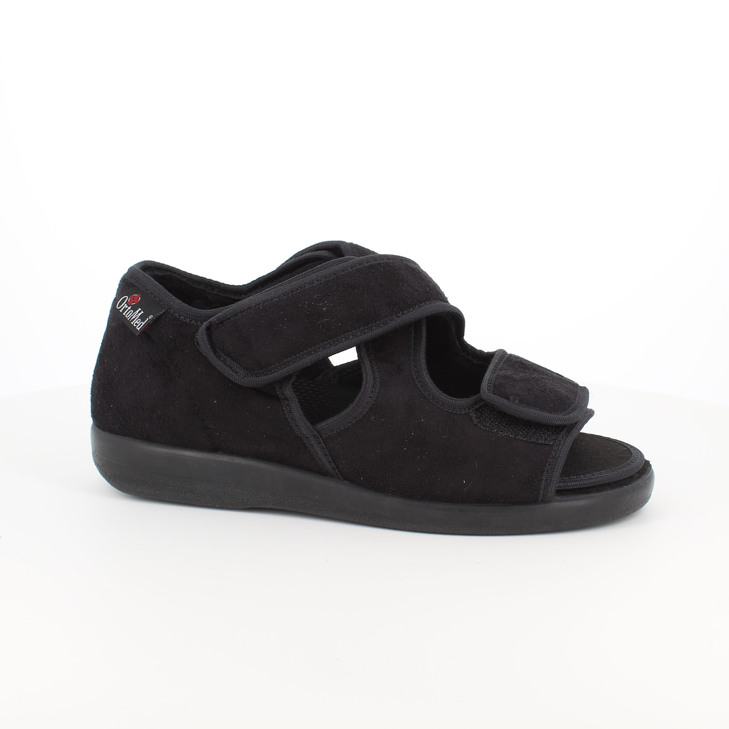 Sandal från OrtoMed med kardborreband och hälkappa