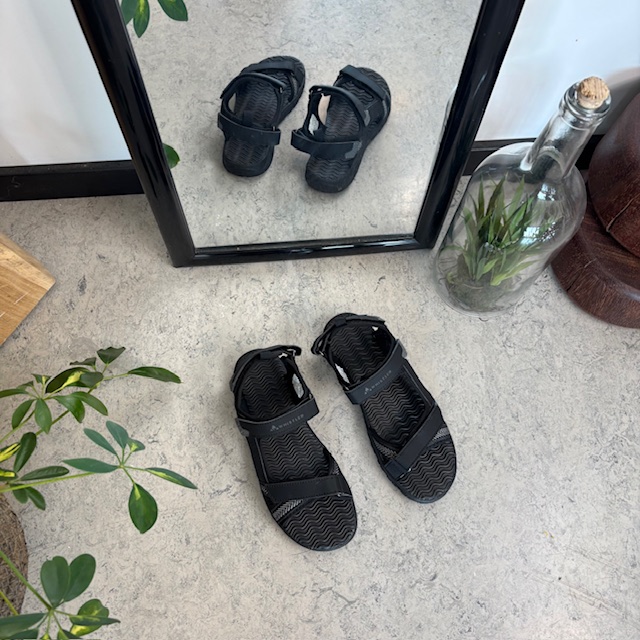 Whistler lättviktssandal med 3 justerbara remmar