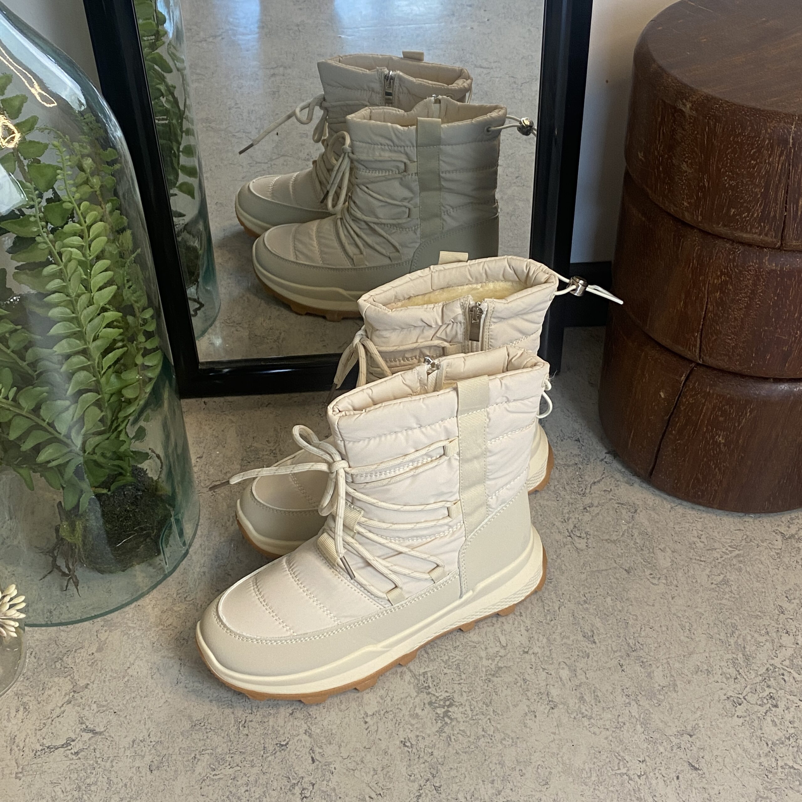 Beige vinterstövel med härligt mjukt foder