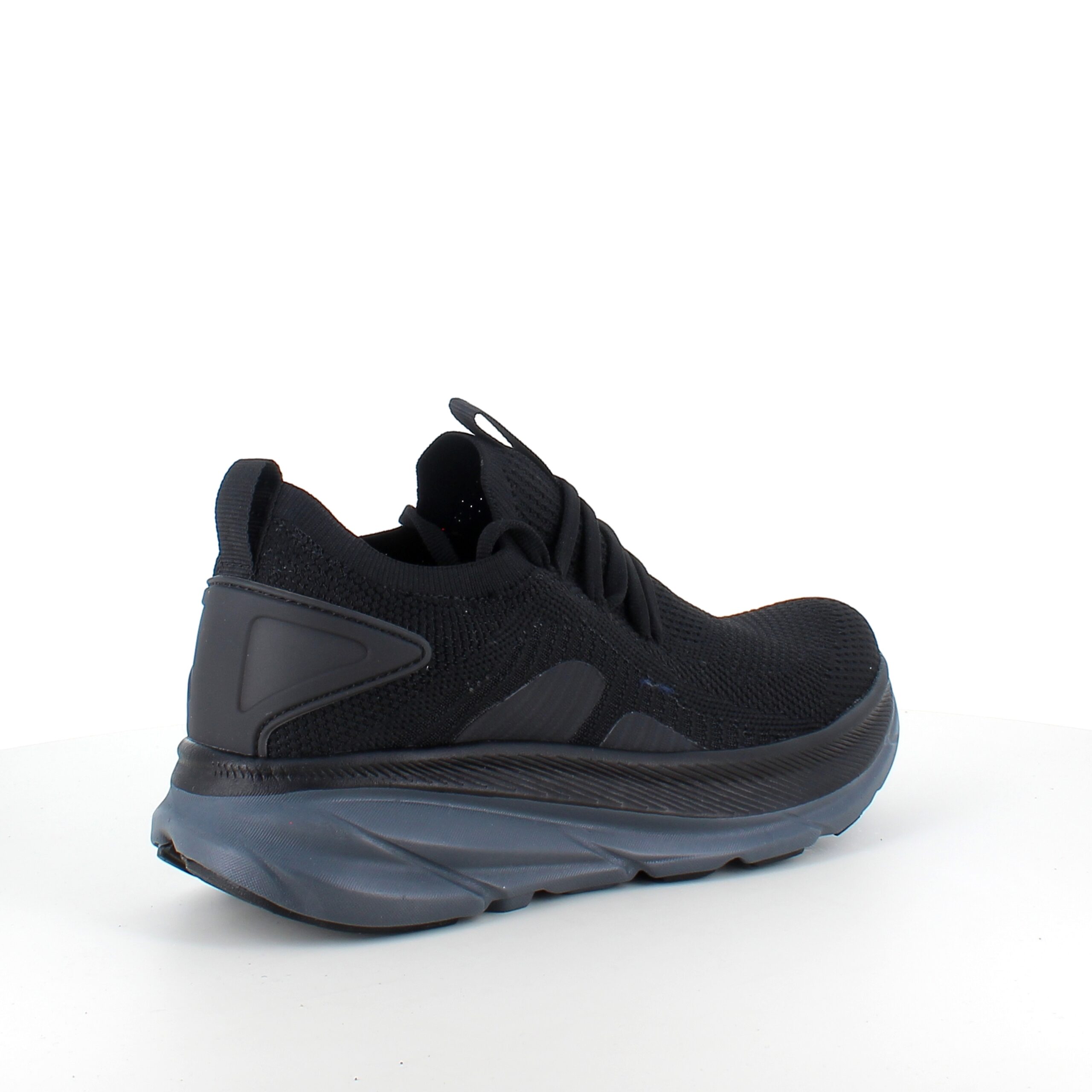 Svart Step-on sko från Rugged Gear